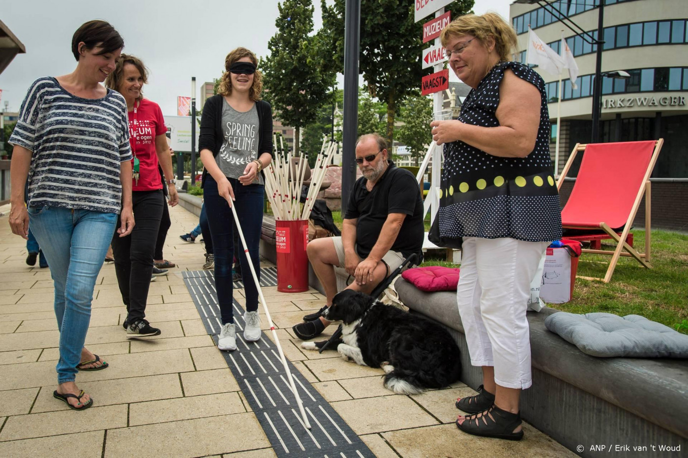 Nijmeegs AI-lab wil blinden weer laten zien en doven weer horen