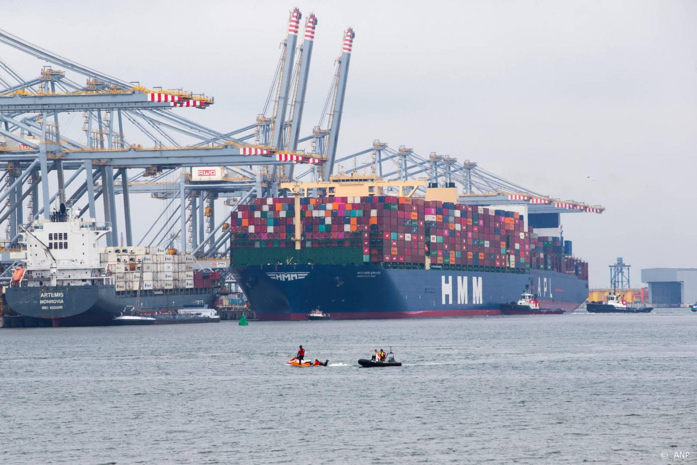 Rotterdamse haven krijgt slimme regenwaterafvoer met sensoren