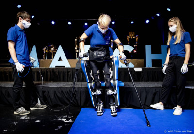 Door AI-aangedreven exoskeletten kunnen zelf lopen
