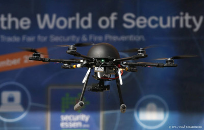 Groningse tech laat autonome drone magazijnvoorraad tellen via 5G