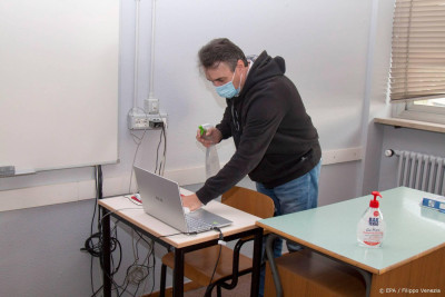 Vlaamse regering voorziet kwetsbare leerlingen van laptops